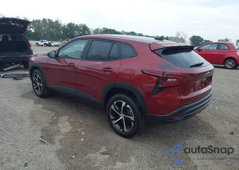 2025 Chevrolet Trax Fwd 1Rs z USA, uszkodzony, nr VIN KL77LGEP2SC294083